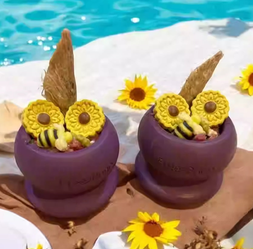 Natural Rubber Bite-resistant Stress-relieving Dog Force-feeding Toy